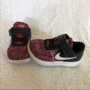 Nike kids preschool flex contact shoes